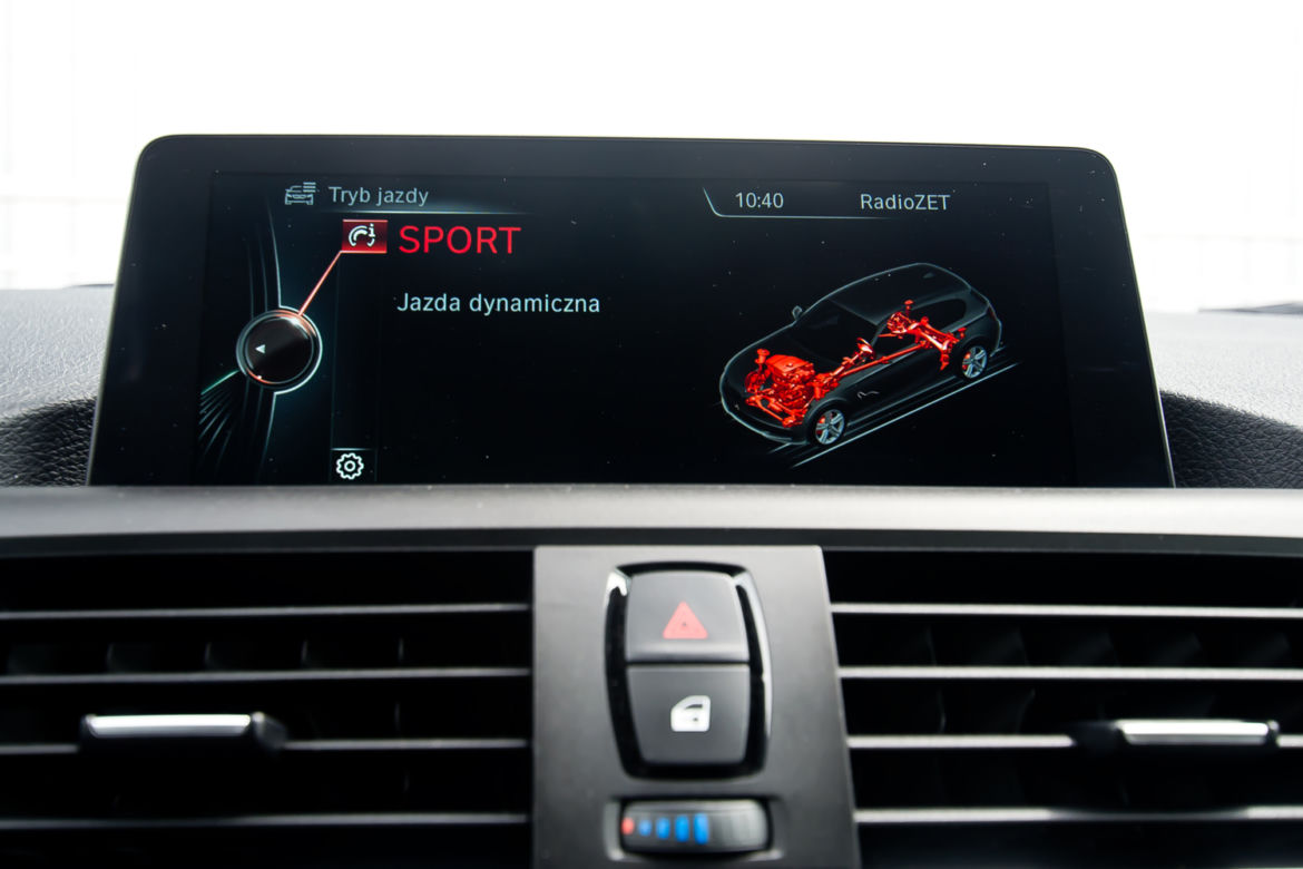 BMW 118i A/T