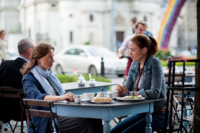 LEKARZE 2 sezon odc. 11 (odc. 24). Alicja (Magdalena Różczka), Monika Korda (Aleksandra Justa)