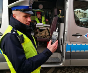 Kontrole autokarów podczas ferii zimowych