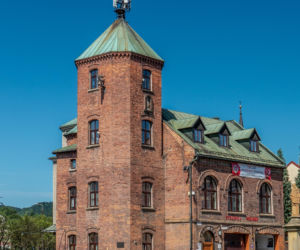 To jedno z najpiękniejszych miast w woj. małopolskim. Mikołaj Rej ukończył w nim swoje słynne dzieło