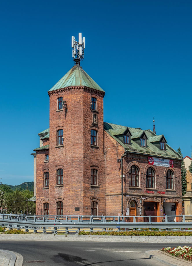 To jedno z najpiękniejszych miast w woj. małopolskim. Mikołaj Rej ukończył w nim swoje słynne dzieło