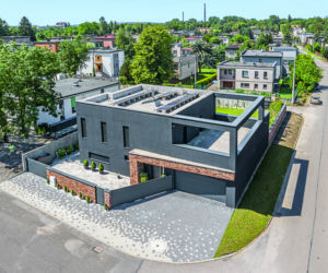 Nowoczesna wersja domu kostki nagrodzona przez internautów