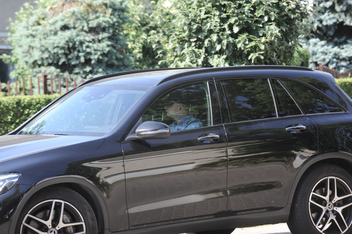 Bartłomiej Misiewicz w Mercedesie Klasy GLC 250 4MATIC