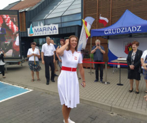 Powitanie Olimpijczyków w Grudziądzu. Wioślarka ze srebrnym medalem