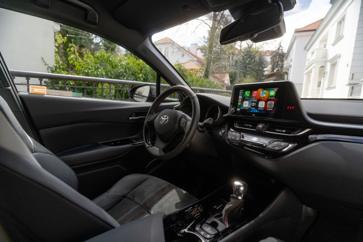 Toyota C-HR GR Sport 2.0 Hybrid Dynamic Force 184 KM e-CVT