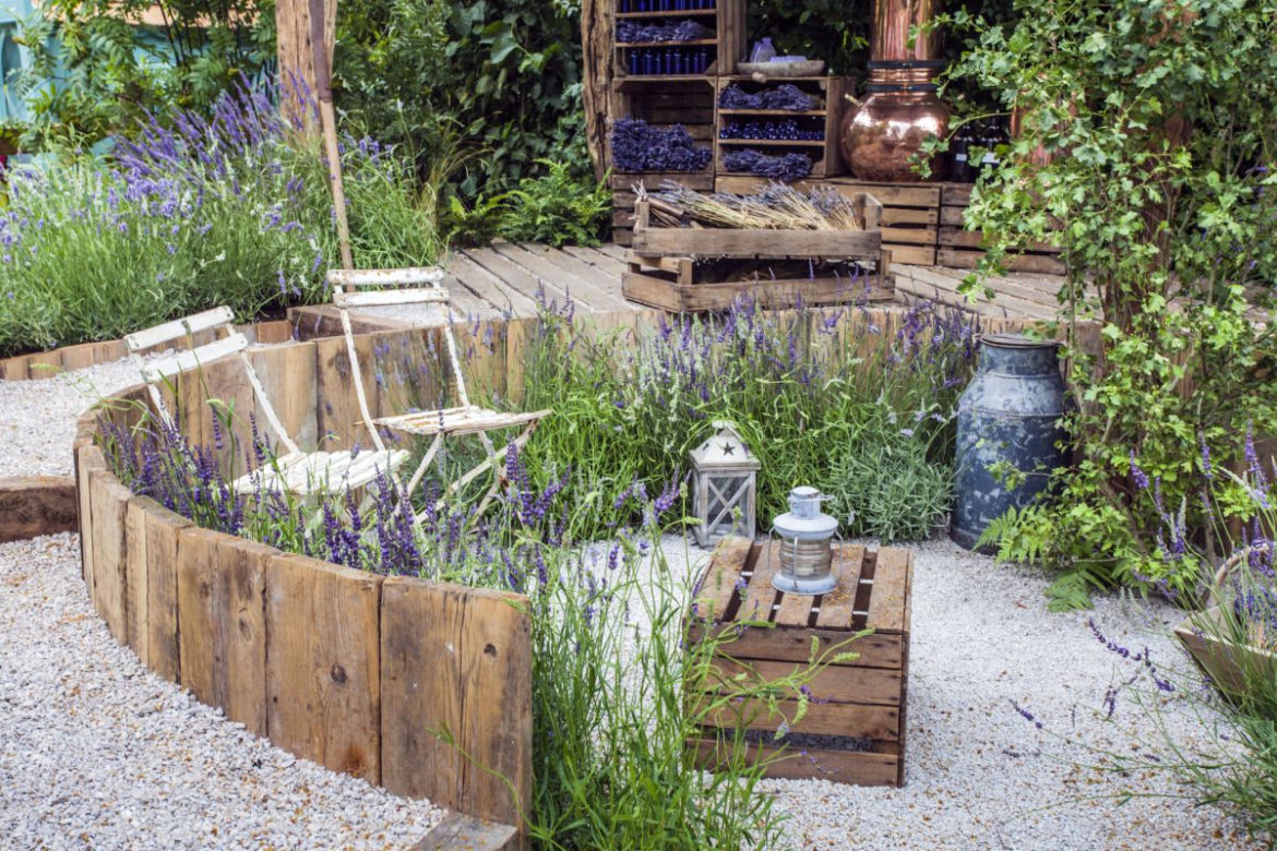 patio2.jpg