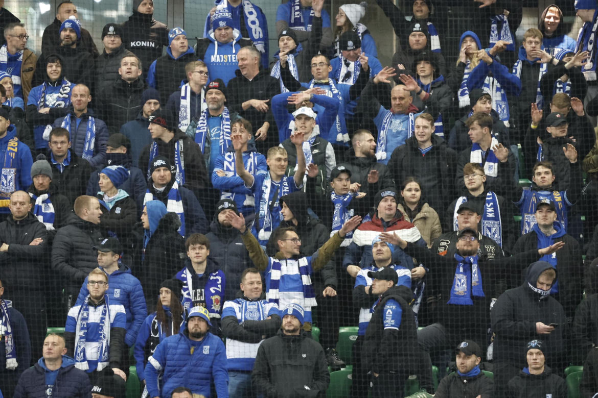 Legia Warszawa - Lech Poznań: Zdjęcia kibiców z klasyku i 13. kolejki PKO BP Ekstraklasy