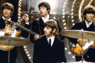 Beatlesi podali Stonesom hit na tacy. Ich wojna była największą ściemą w historii!