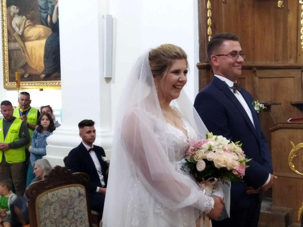 Dawid i Paulina powiedzieli „tak”. Wyjątkowy ślub na lubelskiej pielgrzymce! 