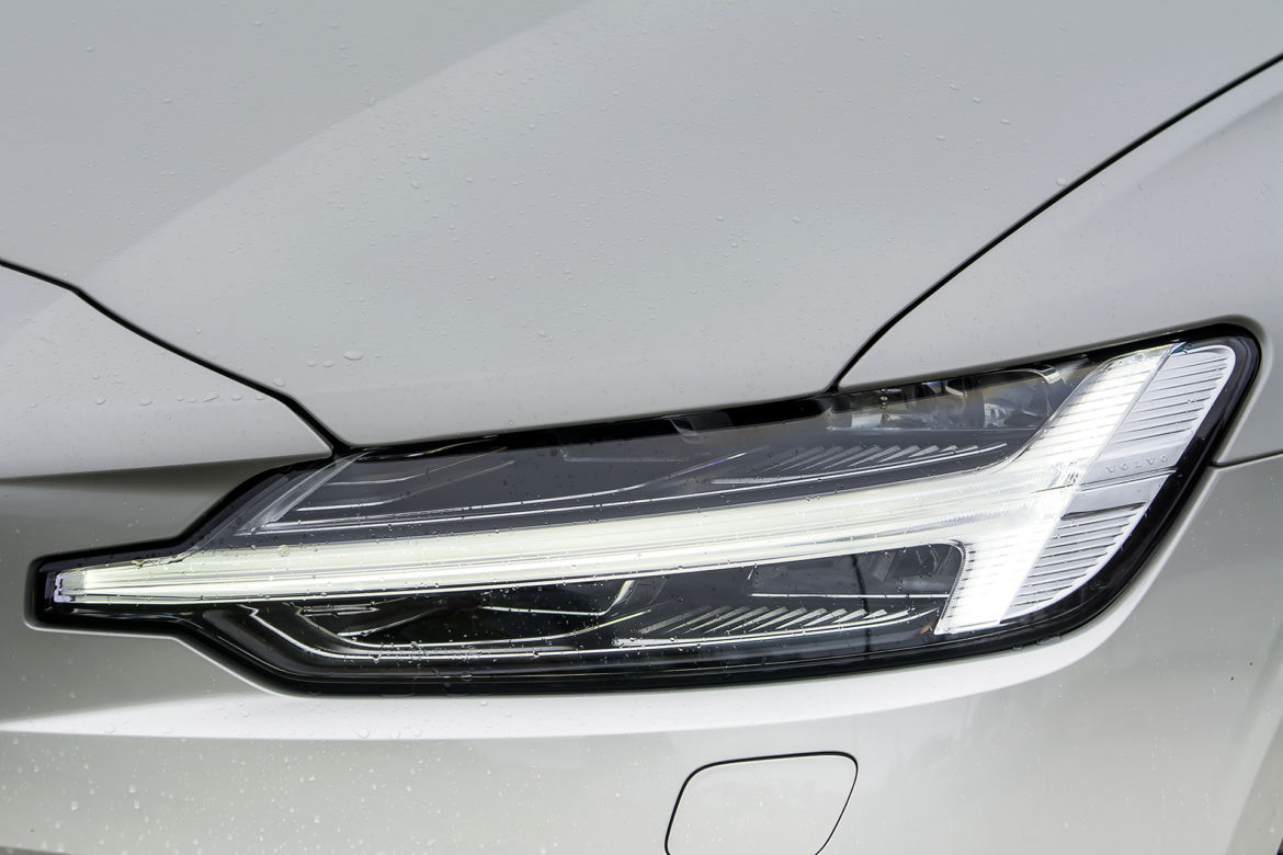 Volvo V60 D4 8AT Inscription