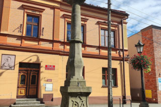 To jedno z najpiękniejszych miast w Małopolsce. Kiedyś było wsią, która należała do króla