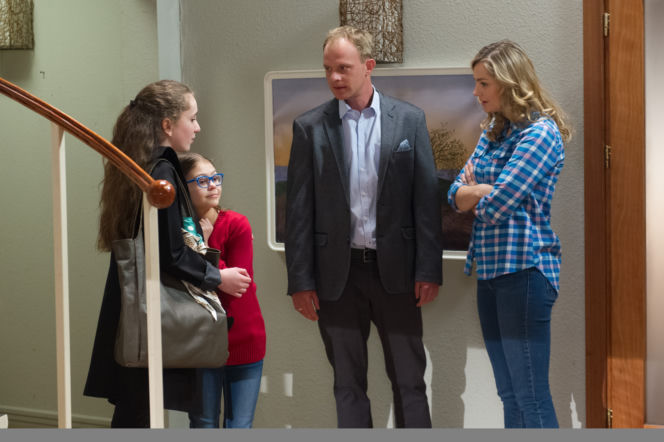 Na Wspólnej, odcinek 2519,Kamil (Kazimierz Mazur), Zuzia (Malgorzata Socha), Ula (Anna Niedzwiecka), Tosia (Julia Lewenfisz-Gorka)