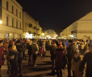 Rozbłysła świąteczna iluminacja Radomia