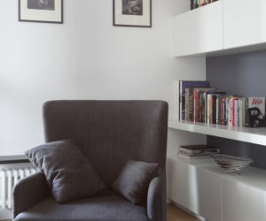 Nowoczesne kinkiety w salonie