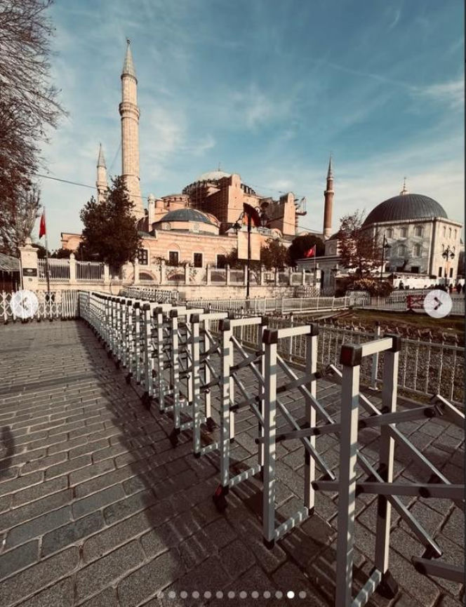 Kuba Wojewódzki z domniemaną żoną w kolejnej podróży! Nieźle sobie dogadzają