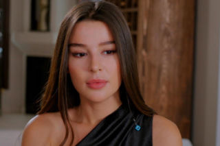 Miłość i nadzieja, odcinek 345. Zeynep