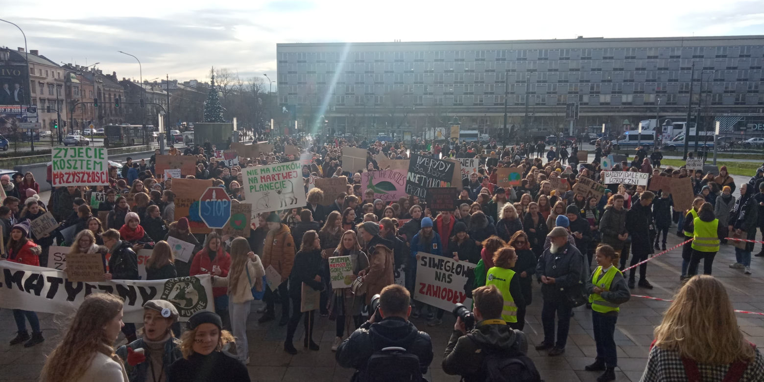 Wielki protest w Krakowie. Strajkowali w obronie klimatu 