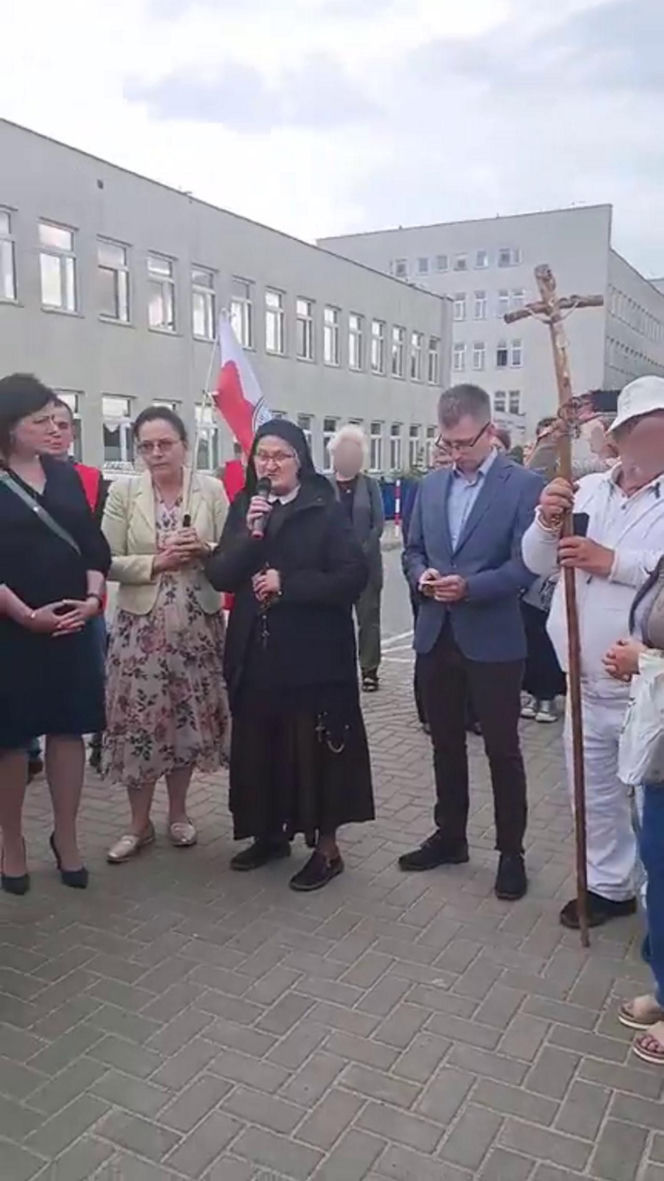 Różaniec przed szpitalem w Lublinie