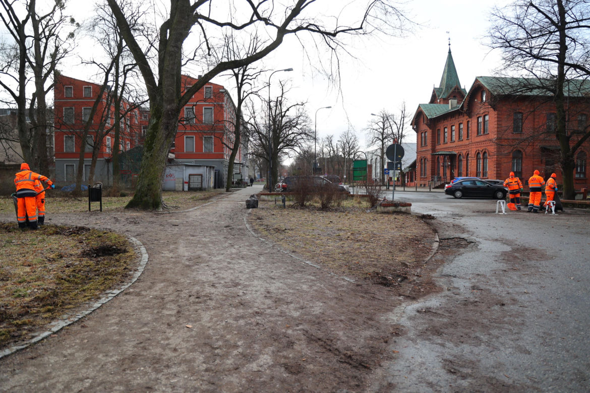 Trwają przygotowania do wiosny. Wielkie sprzątanie w łódzkich parkach