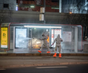 Tak dezynfekowano Warszawę wiosną 2020 roku