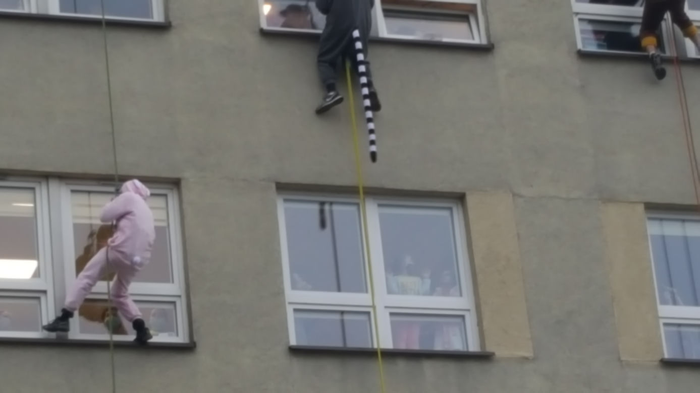 Super Zwierzaki odwiedziły małych pacjentów Szpitala Klinicznego w Zabrzu