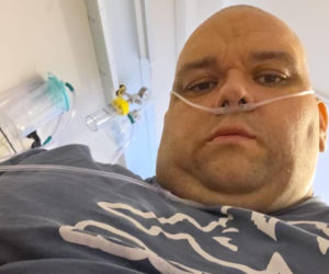 Taksówkarz i aktor z „Pitbulla” w szpitalu. Walczy o powrót do zdrowia. „Ludzie umierali obok mnie”