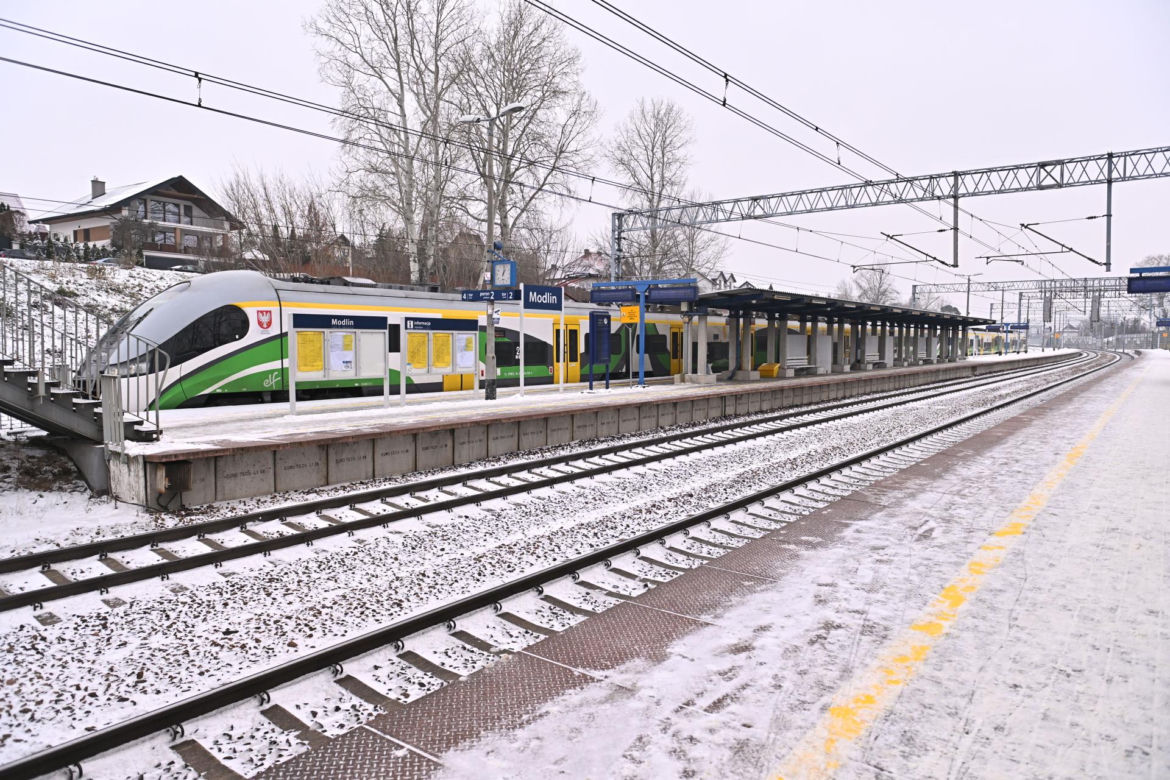 Wielka rewolucja dla pasażerów lotniska w Modlinie. To koniec koszmaru?! Jest decyzja