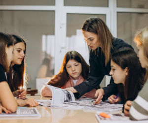 Potężne zmiany w szkołach od 1 września 2026. Nowa podstawa programowa