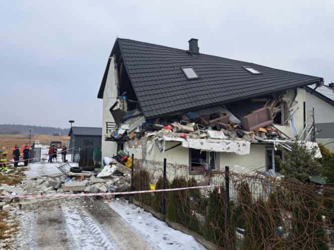 Wybuch domu w Brzezinkach w gminie Masłów