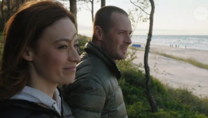 Lekarze 3 sezon odcinek 3 (odc. 29). Alicja (Magdalena Różczka), Maks (Paweł Małaszyński)