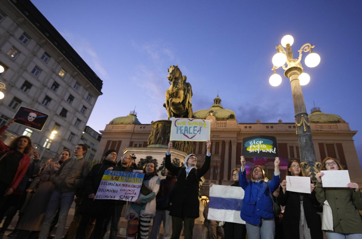 Uliczne protesty w Rosji! Zatrzymanych Putin wysyła na wojnę. Mobilizacja jednak powszechna?
