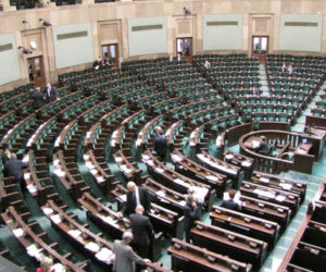 Piątek, godzina 11 - na sali zostało 8 osób!