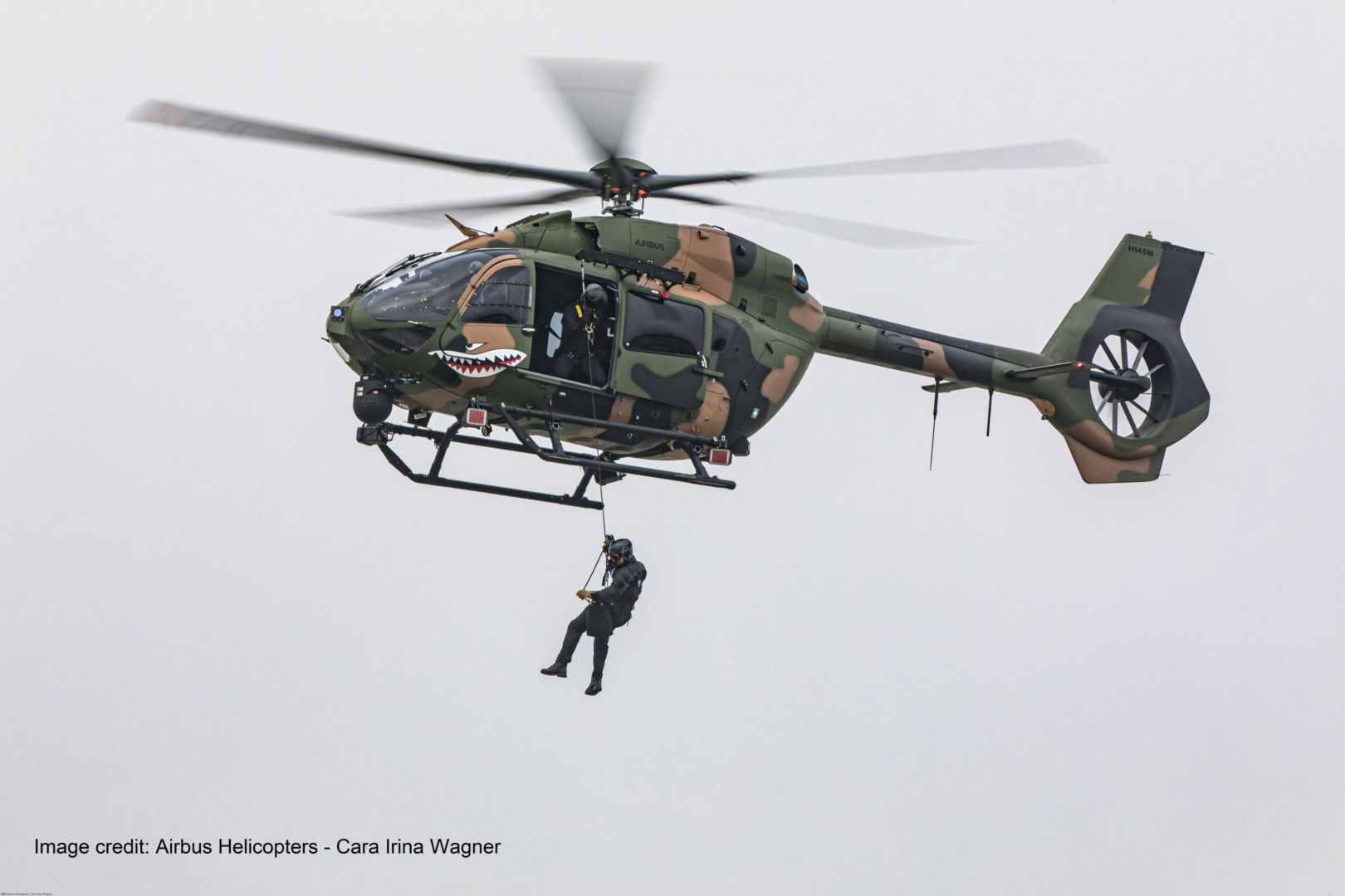 H145M używa wyciągarki