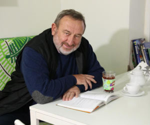 Tadeusz Drozda w kawiarni Zieleniak