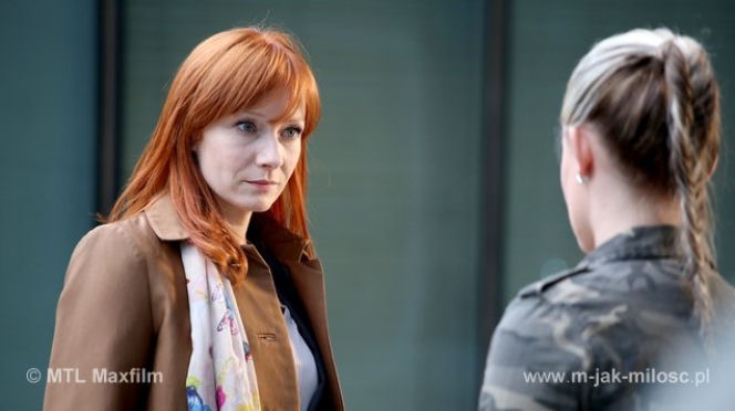 M jak miłość odc. 1153. Agnieszka Olszewska (Magdalena Walach), Maryla (Izabela Kapiasova)