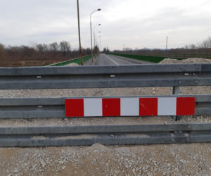 Opłakany stan mostu w Ostrowie
