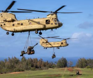 Na krawędzi klęski. Jak pilot śmigłowca Chinook uratował misję Trumpa w Wenezueli