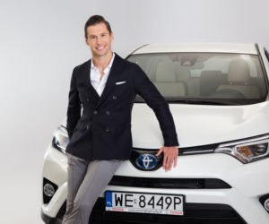Grzegorz Krychowiak dostał Toyotę RAV4 Hybrid