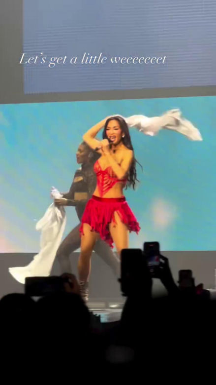 Nicole Scherzinger zachwyciła stylizacjami. Nie wygląda na swój wiek!