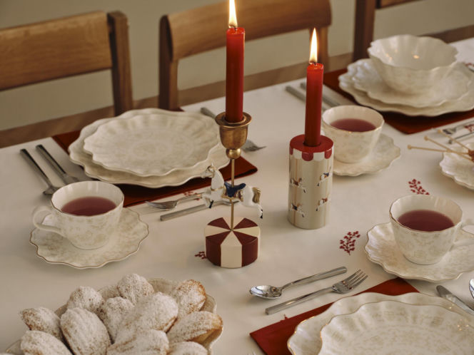 Te dekoracje w kolorze bordo są tak piękne, że trudno oderwać wzrok!