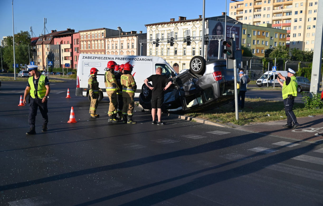 Kolizja na skrzyżowaniu ul. Przyjaciół Żołnierza i Duńskiej