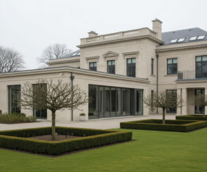 Dom Przemysława Czarnka. Dlaczego polityk zmieniał oświadczenie majątkowe?