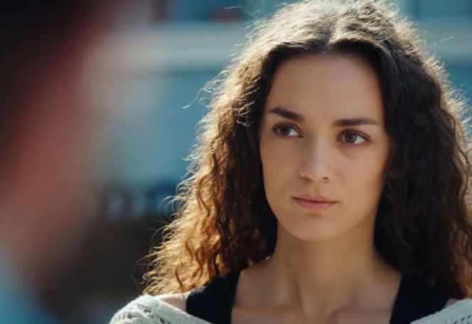 "Dziedzictwo", odcinek 897: Ayse znajduje Ferita z inną kobietą, a jej gniew prowadzi do zaskakujących podejrzeń