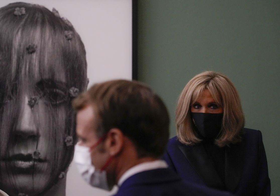 Bridgitte Macron jest mężczyzną?! Szokujące plotki, pierwsza dama pozywa