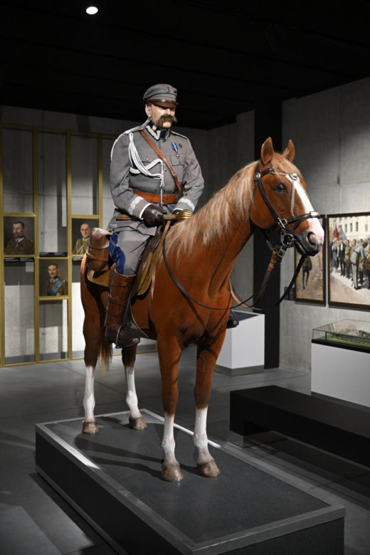 Muzeum Bitwy Warszawskiej. Pierwsze zdjęcia ze środka