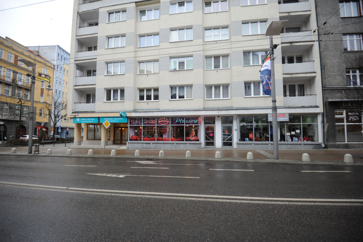  Brutalne morderstwo na Woli. Rozczłonkowane ciało Katarzyny spalił w swoim mieszkaniu. 7 lat po zbrodni, proces nadal trwa