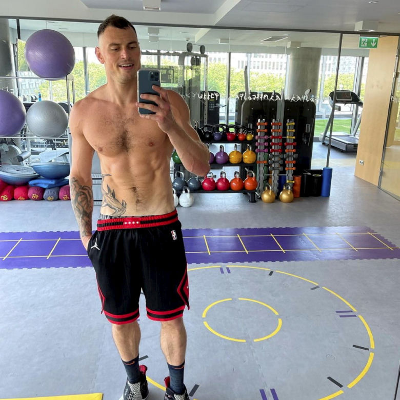 Najgorętsi polscy sportowcy bez koszulek. Gołe klaty jak ta lala! Do nich wzdychają fanki sportu [ZDJĘCIA]