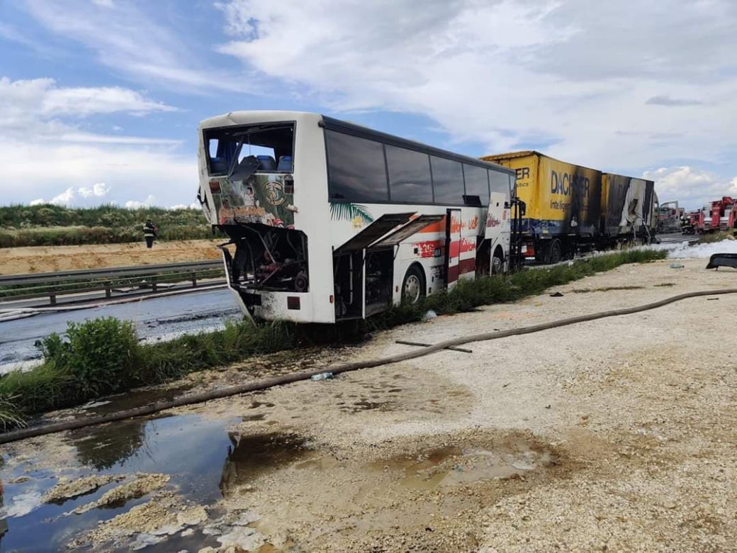 Wypadek koło Częstochowy na DK1. Ponad 30 osób rannych