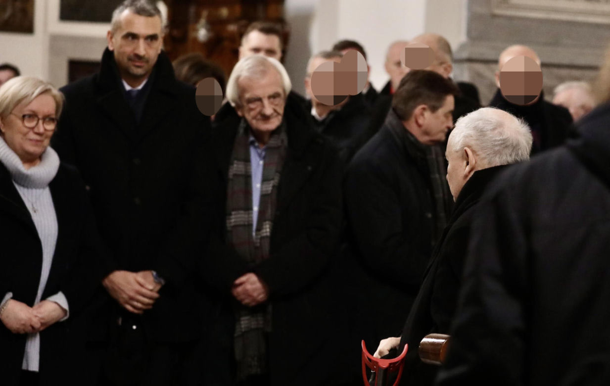 10. rocznica śmierci Jadwigi Kaczyńskiej. Jarosław Kaczyński u boku pani Basi