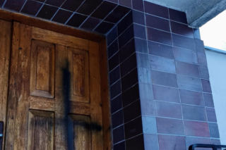 Satanistyczne znaki i groźby w Poznaniu. „Ten kościół spłonie”. Ksiądz zabiera głos